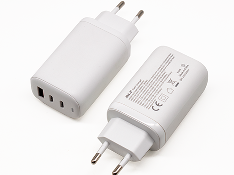 D28 GaN65W Charger